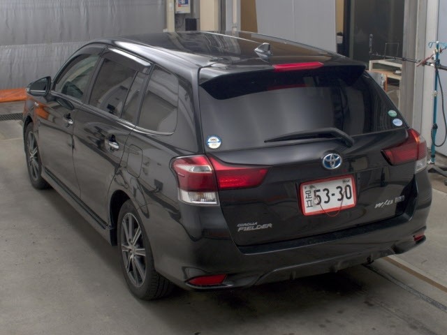 Toyota COROLLA FIELDER 2016 8135775-1