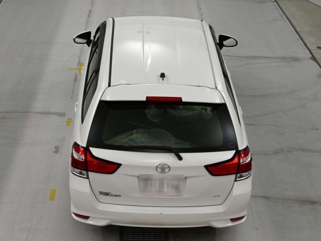 Toyota COROLLA FIELDER 2017 8135778-8