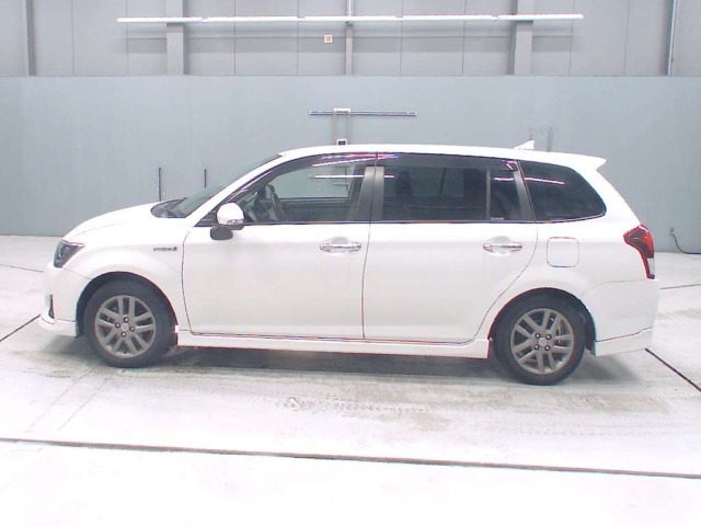 Toyota COROLLA FIELDER 2014 8135791-4