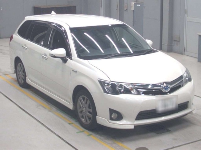 Toyota COROLLA FIELDER 2014 8135791-5