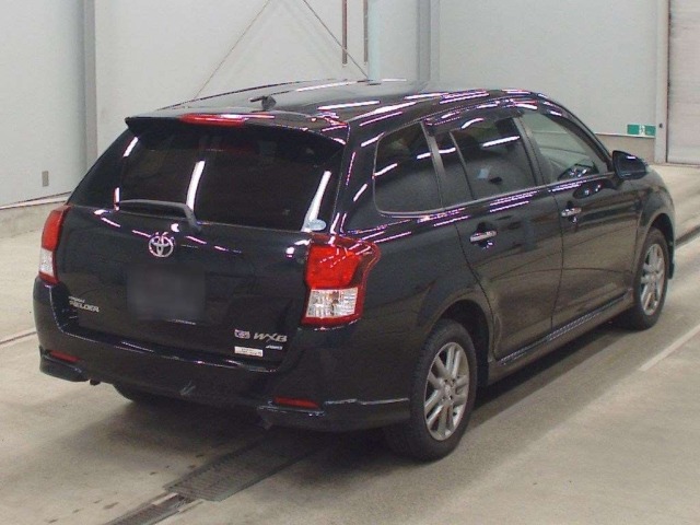 Toyota COROLLA FIELDER 2013 8135798-1
