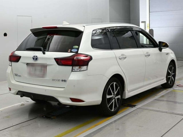Toyota COROLLA FIELDER 2018 8135810-1