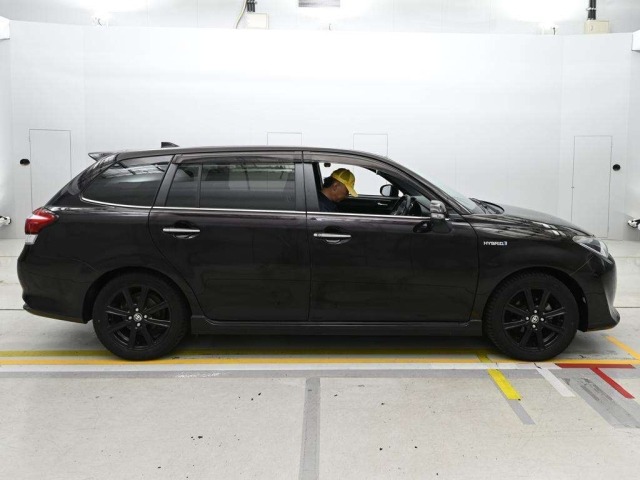 Toyota COROLLA FIELDER 2016 8135812-3