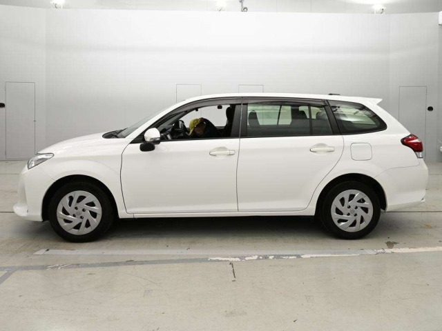 Toyota COROLLA FIELDER 2021 8135813-4