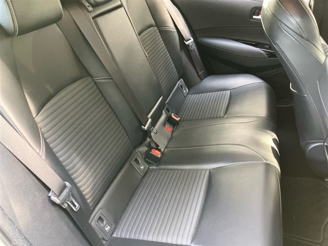Toyota COROLLA TOURING 2020 8138120-6