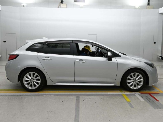 Toyota COROLLA TOURING 2021 8138129-3