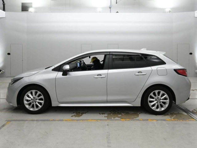 Toyota COROLLA TOURING 2021 8138129-4