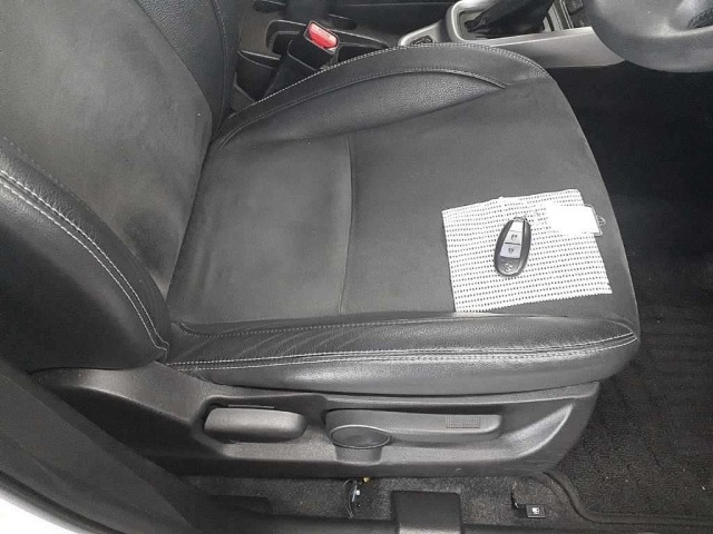 Suzuki ESCUDO 2016 8136522-10