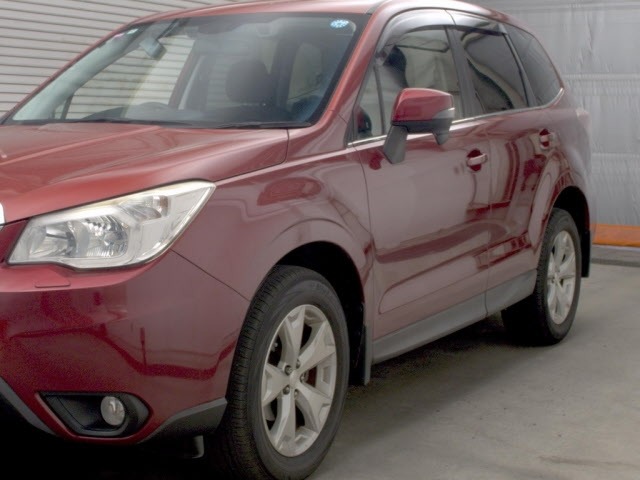 Subaru FORESTER 2014 8136256-4