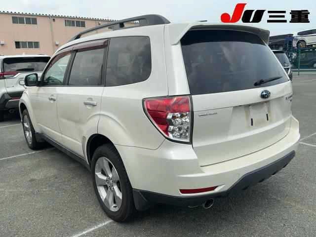 Subaru FORESTER 2011 8136259-1