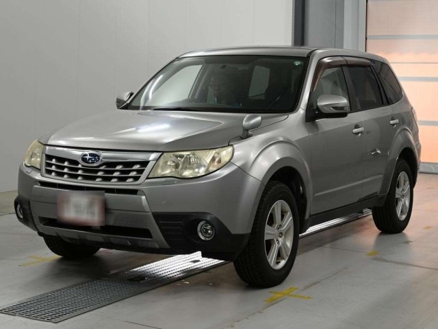 Subaru FORESTER 2011 8136262-0