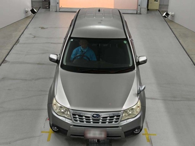 Subaru FORESTER 2011 8136262-7
