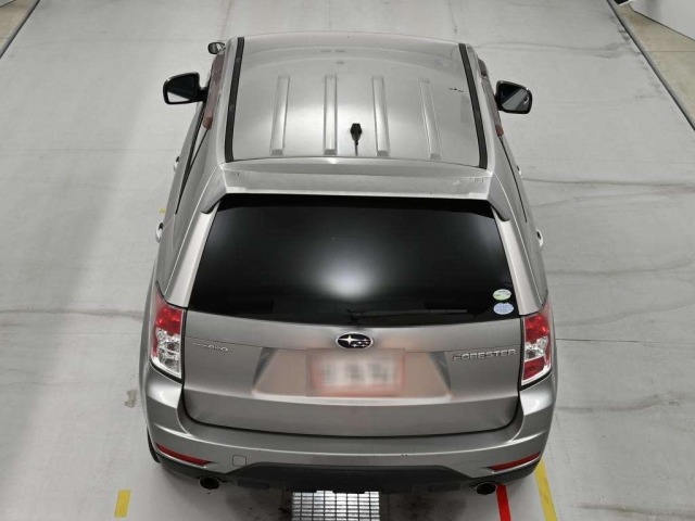 Subaru FORESTER 2011 8136262-8