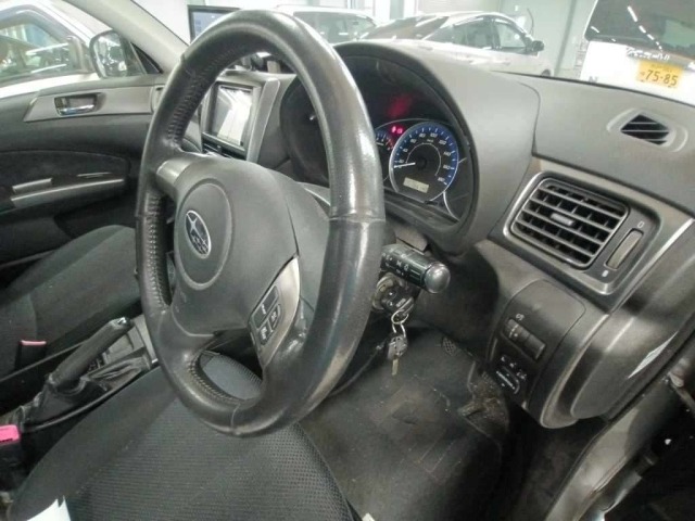 Subaru FORESTER 2011 8136262-9
