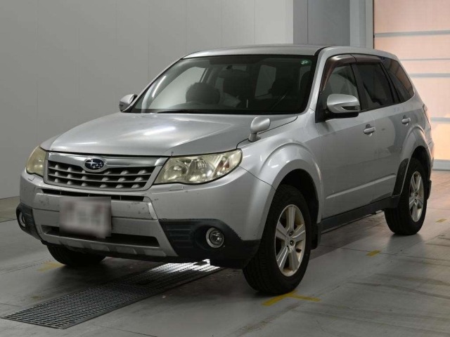 Subaru FORESTER 2011 8136263-0