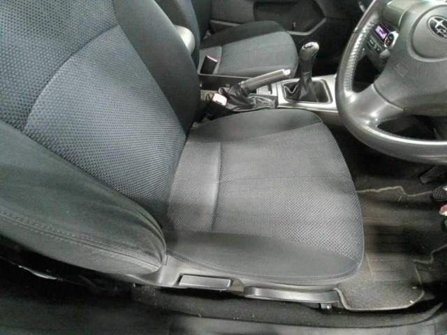 Subaru FORESTER 2011 8136263-10