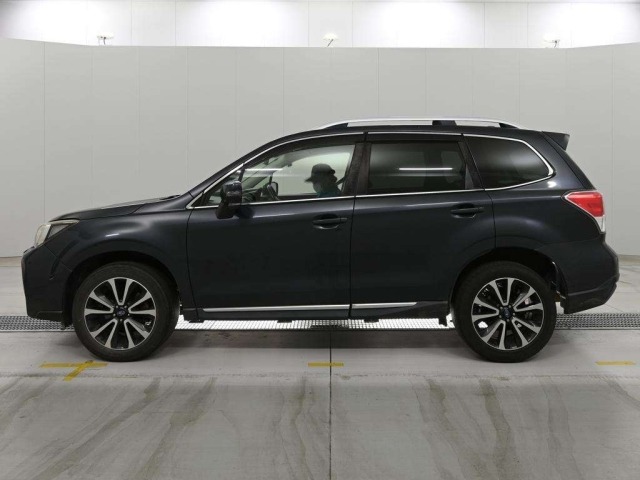 Subaru FORESTER 2016 8136278-4