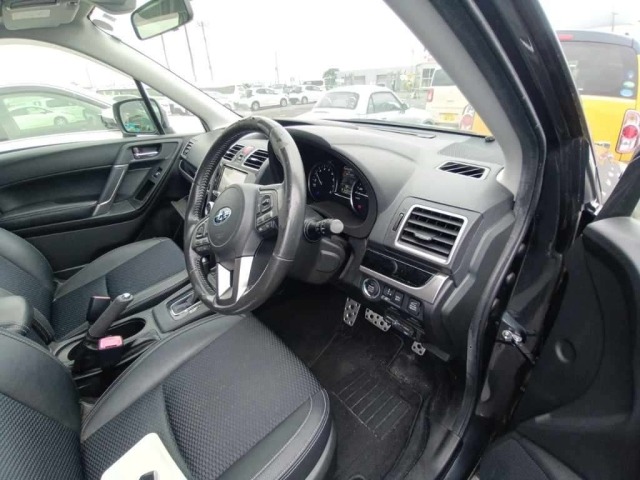 Subaru FORESTER 2016 8136278-9