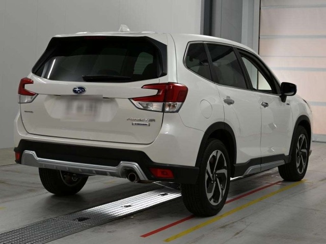 Subaru FORESTER 2023 8136290-1