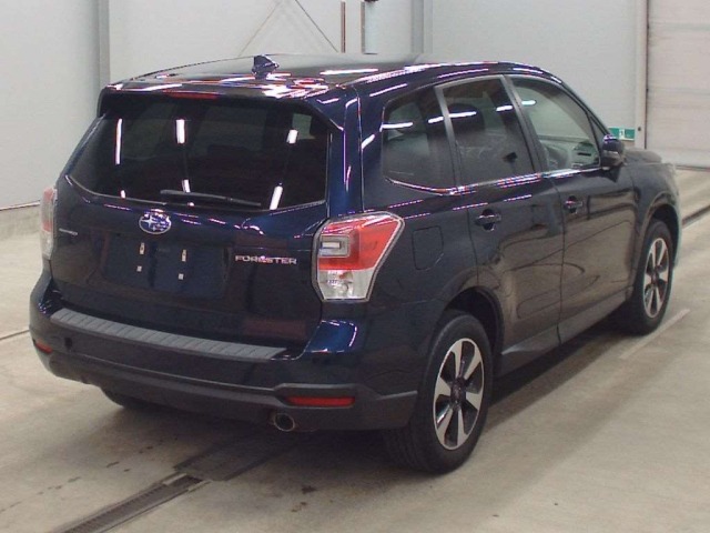 Subaru FORESTER 2018 8136300-1
