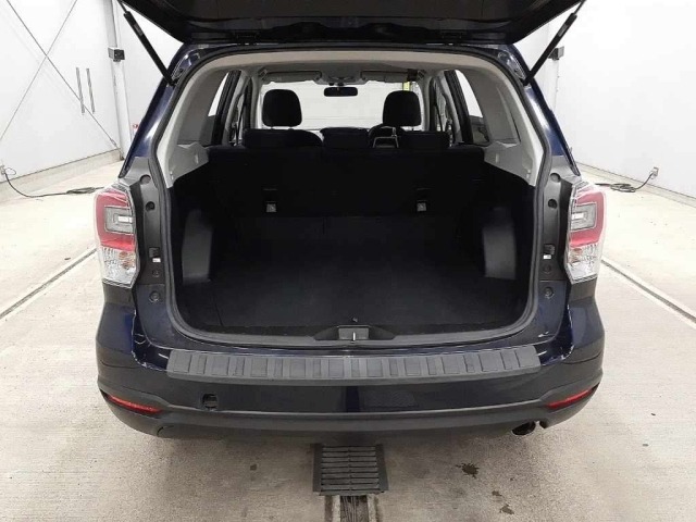 Subaru FORESTER 2018 8136300-11