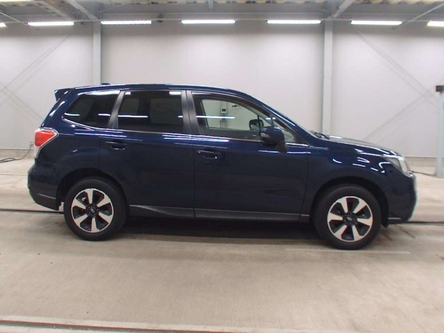 Subaru FORESTER 2018 8136300-3
