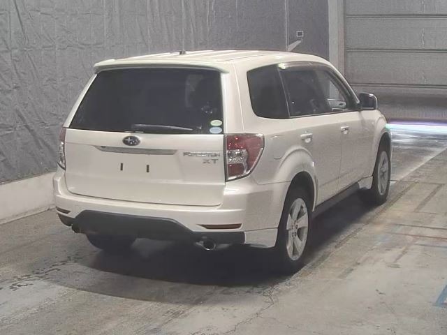 Subaru FORESTER 2010 8136362-1