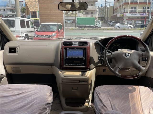 Toyota GRAND HIACE 2000 8118361-15
