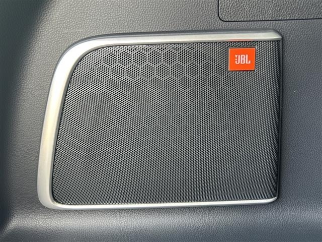Toyota HARRIER 2023 8119002-16