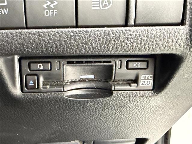 Toyota HARRIER 2024 8119060-1
