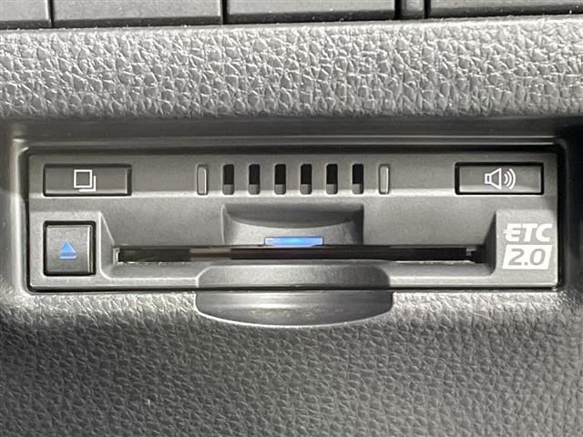 Toyota HARRIER 2021 8119105-1