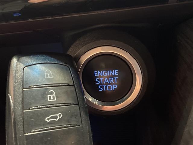 Toyota HARRIER 2021 8119233-21