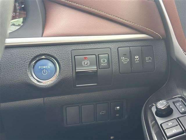 Toyota HARRIER 2019 8119238-9