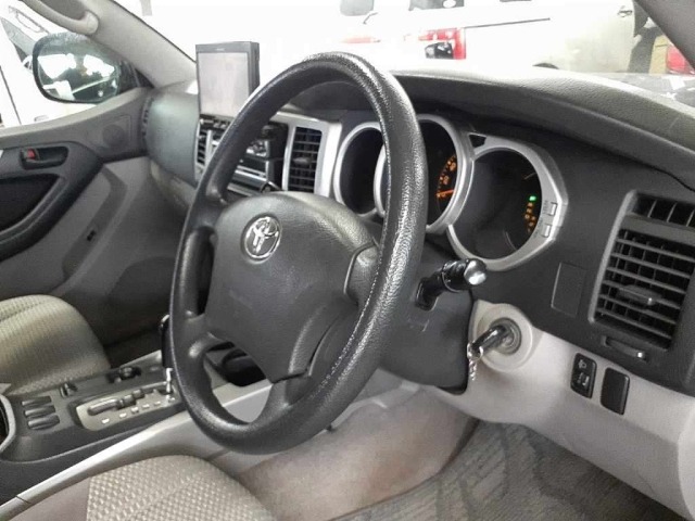 Toyota HILUX SURF 2006 8135621-7