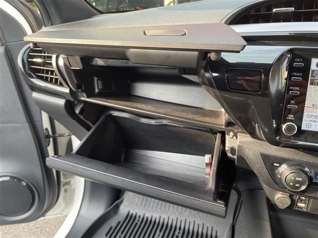 Toyota HILUX 2022 8117840-12