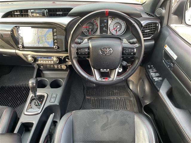 Toyota HILUX 2022 8117840-15