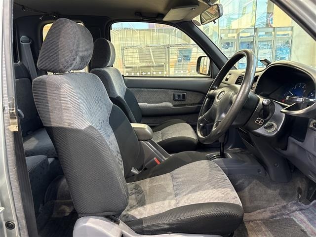 Toyota HILUX 2003 8117848-10