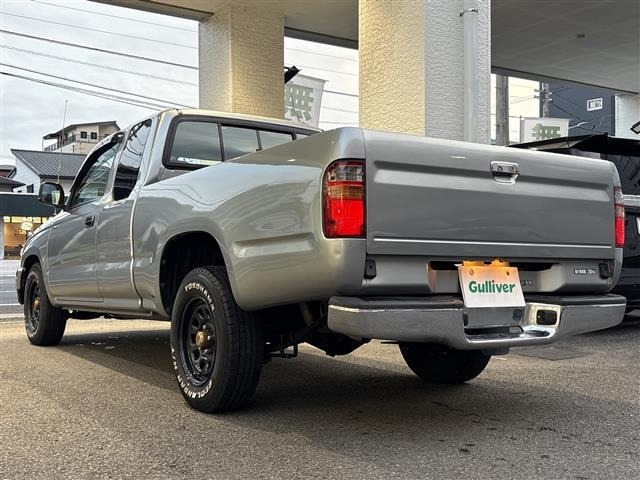 Toyota HILUX 2003 8117848-13