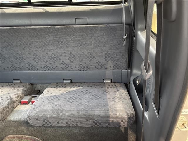 Toyota HILUX 2003 8117848-4