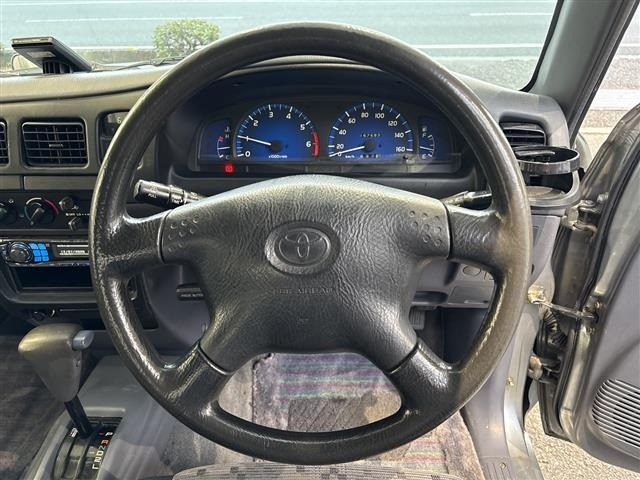 Toyota HILUX 2003 8117848-5