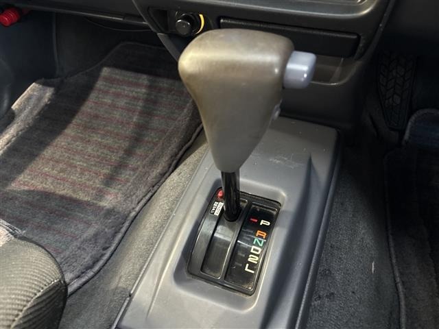 Toyota HILUX 2003 8117848-7