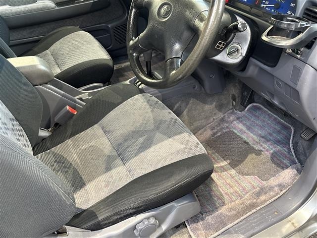 Toyota HILUX 2003 8117848-9