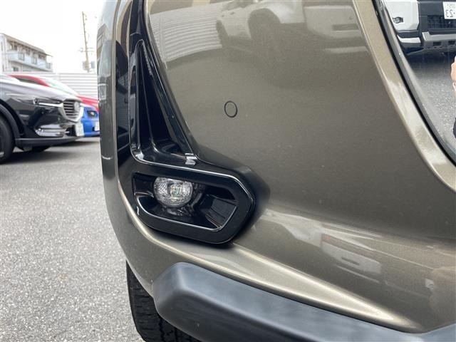 Toyota HILUX 2022 8117857-7