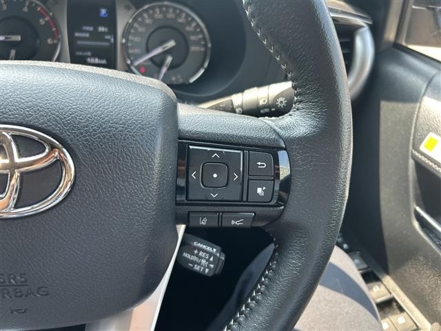 Toyota HILUX 2024 8117858-1