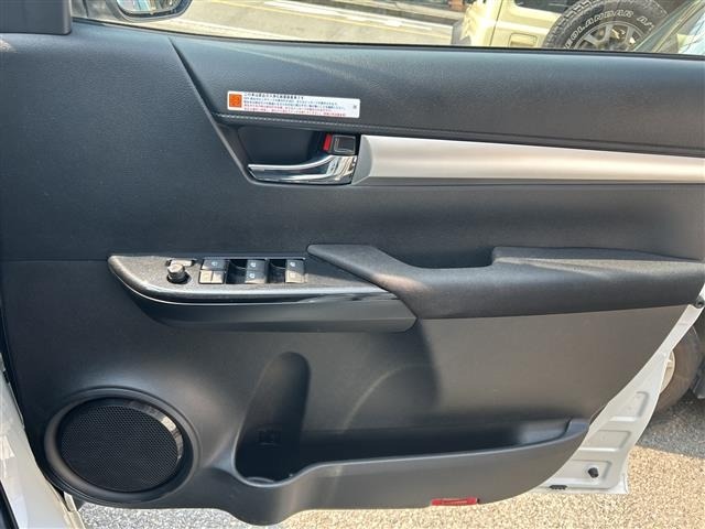 Toyota HILUX 2024 8117858-12