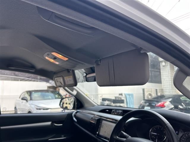 Toyota HILUX 2024 8117858-22