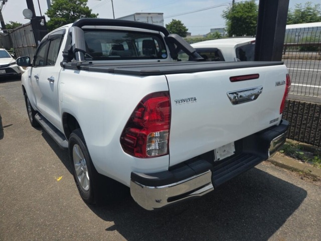 Toyota HILUX 2018 8117880-1