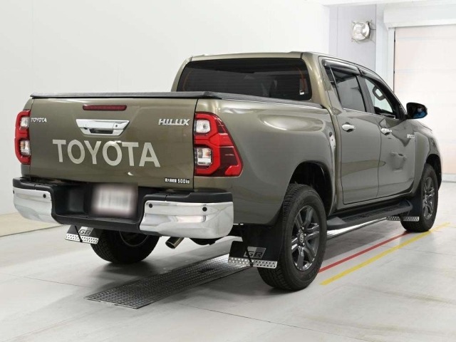 Toyota HILUX 2023 8117888-1