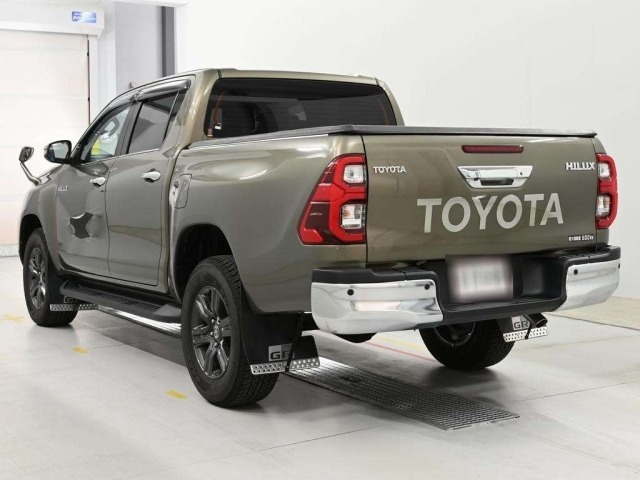 Toyota HILUX 2023 8117888-6