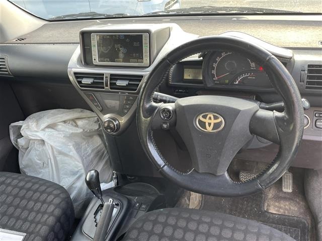 Toyota IQ 2009 8137170-2